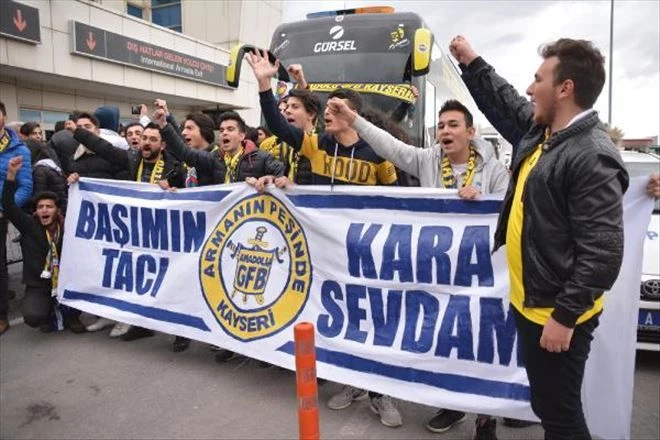 Fenerbahçe Kayseri`ye geldi