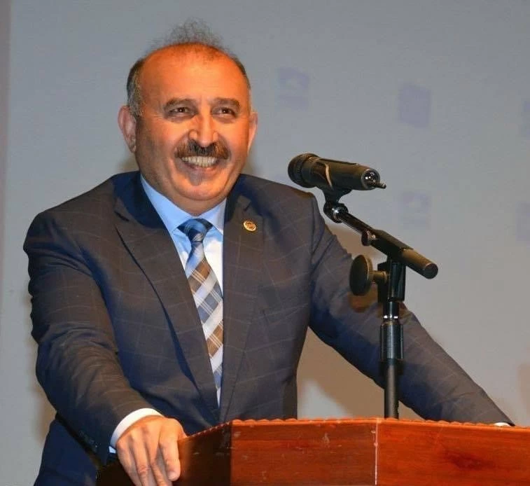 İYİ Parti’de istifa şoku, belediye başkanı sosyal medya hesabından duyurdu
