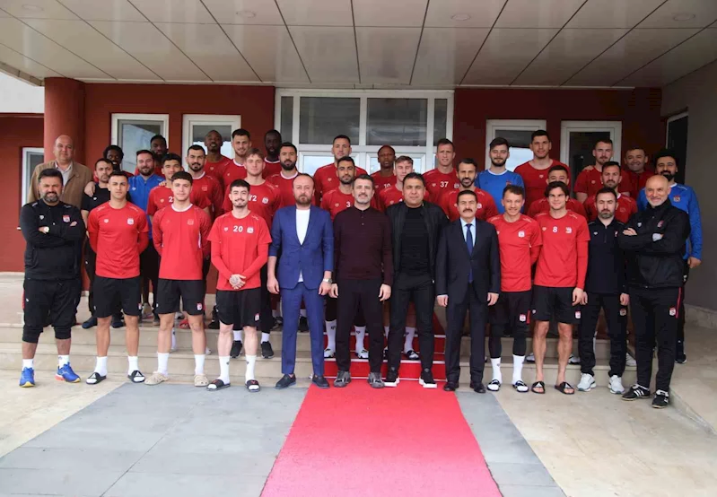 Sivasspor’da bayramlaşma töreni yapıldı
