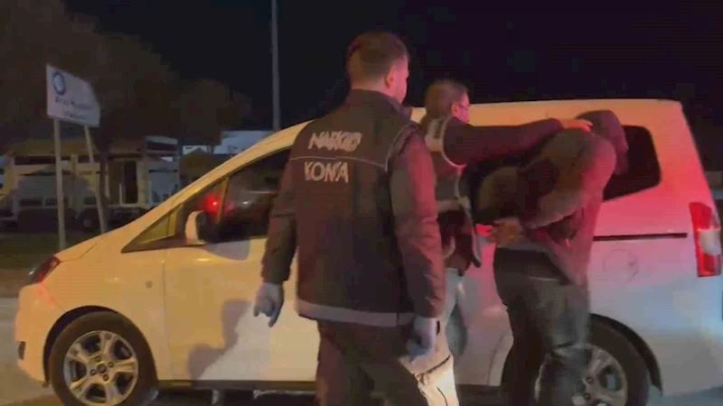 Konya polisinden narkotik operasyonu: 7 gözaltı
