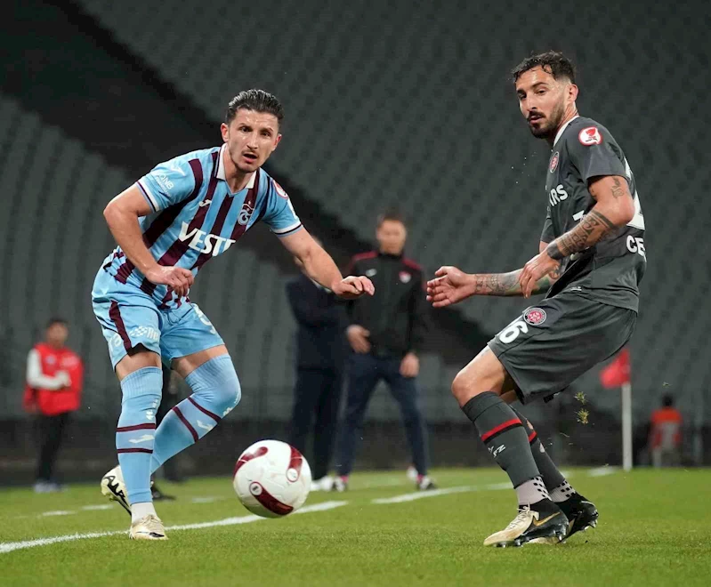Ziraat Türkiye Kupası: Fatih Karagümrük: 0 - Trabzonspor: 0 (İlk yarı)
