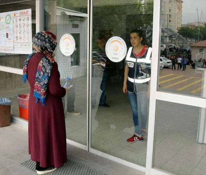 YKS SINAVINA 1 DAKİKA GECİKTİ, 1 YILI BOŞA GİTTİ