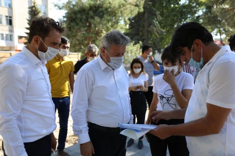 YENİ YÜZÜYLE ALPARSLAN PARKI YAKINDA HİZMETE GEÇECEK