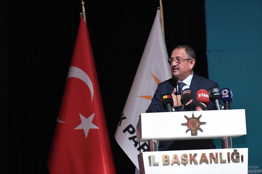 Özhaseki, AK Parti Kayseri İl Kadın Kolları Başkan seçiminde konuştu