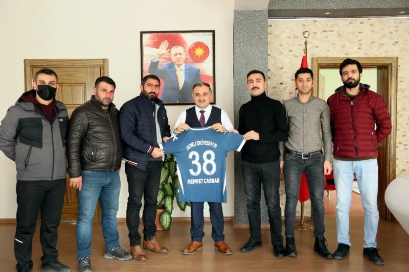 Develi Erciyesspor’dan Başkan Cabbar’a ziyaret
