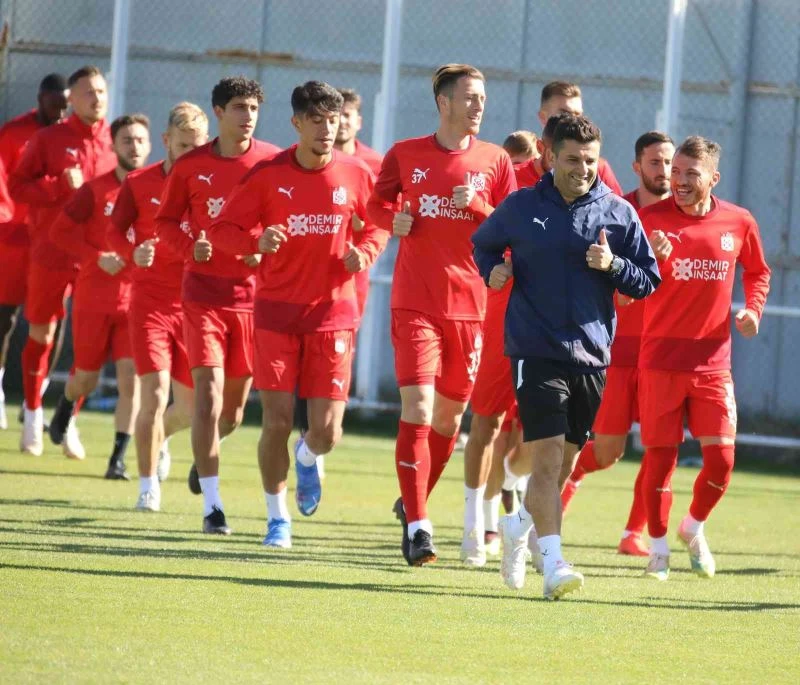 Sivasspor, Adana Demirspor maçı hazırlıklarını tamamladı