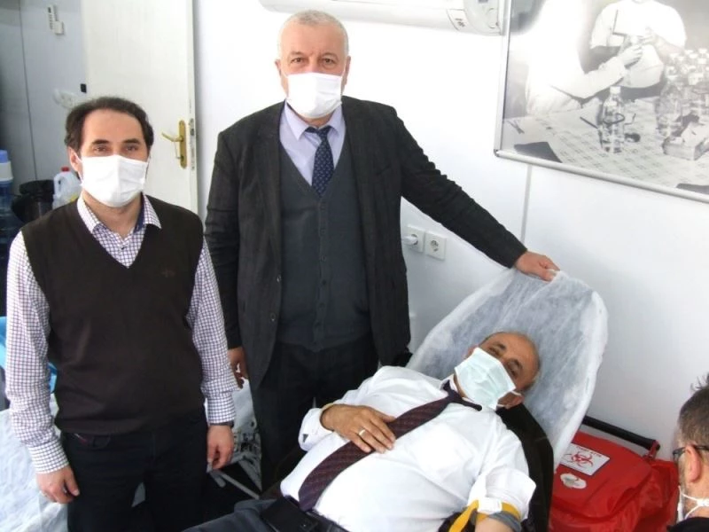 Yerköy’de Kızılay kan bağış kampanyası düzenledi