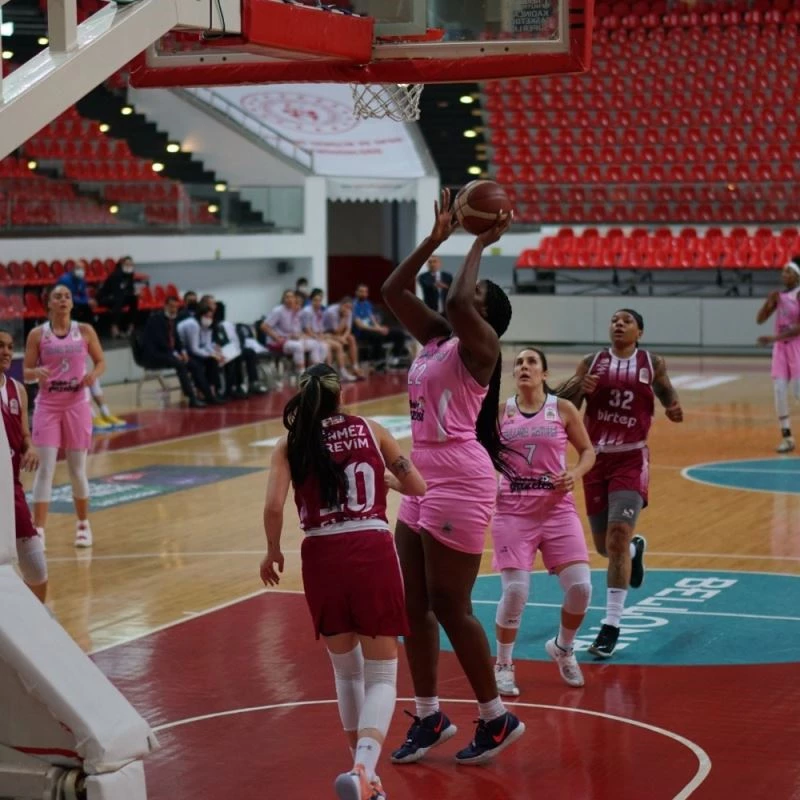 Bellona Kayseri Basketbol galibiyet serisine doğru ilerliyor 