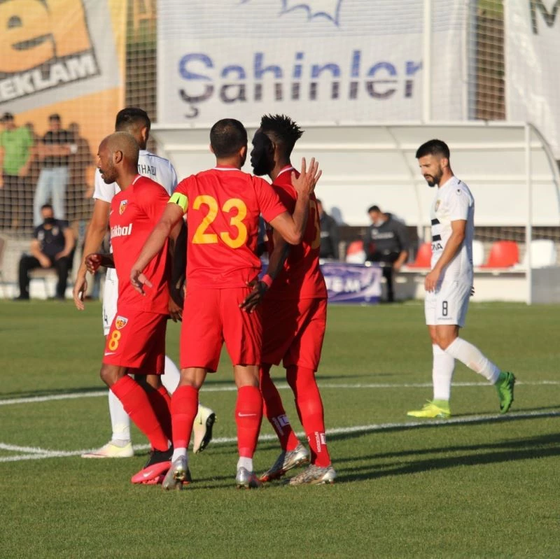 Kayserispor ve Ballkani karşılaşması 1-1 sonuçlandı 