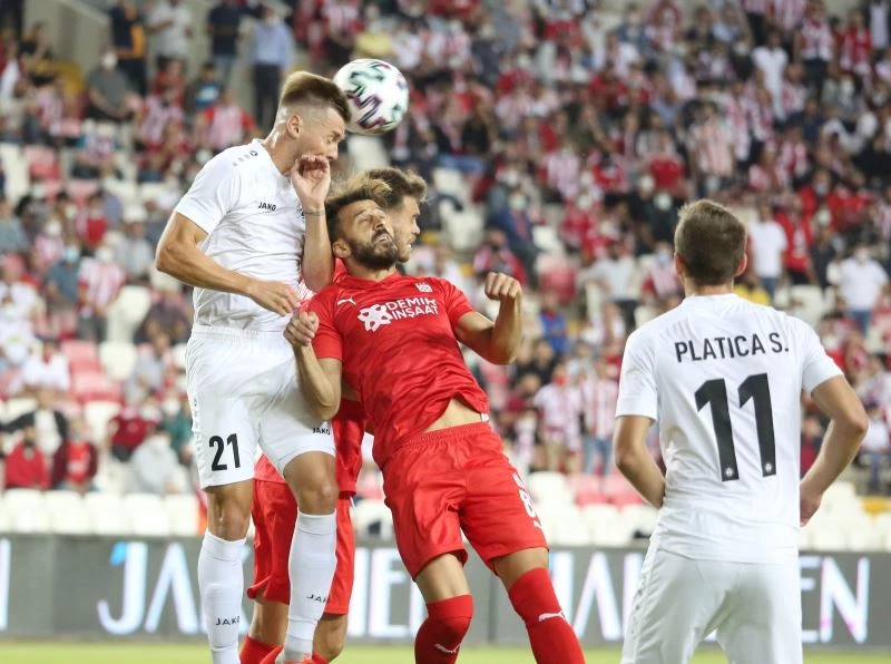 UEFA Avrupa Konferans Liginde  Sivasspor: 0 - Petrocub Hincesti: 0