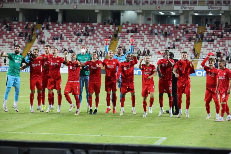 Sivasspor’da Avrupa sevinci