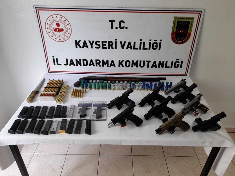 Kayseri Jandarması silah ticaretine darbe vurdu