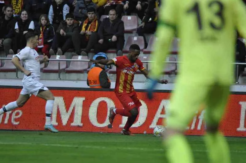 Kayserispor: 1 - Konyaspor: 2 (İlk yarı)