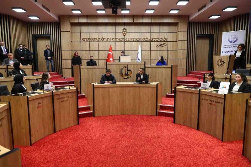 “Söz Gençlerde”