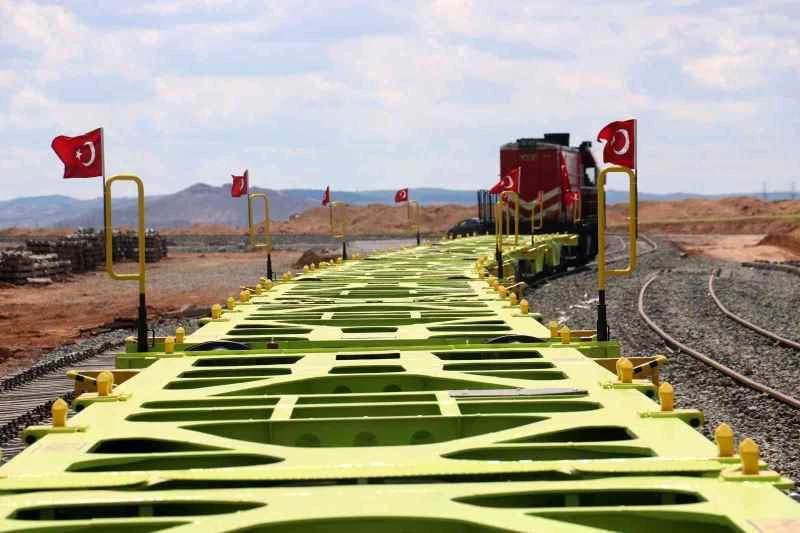 Sivas’ta üretilen yük vagonları Avrupa yolculuğuna çıkıyor