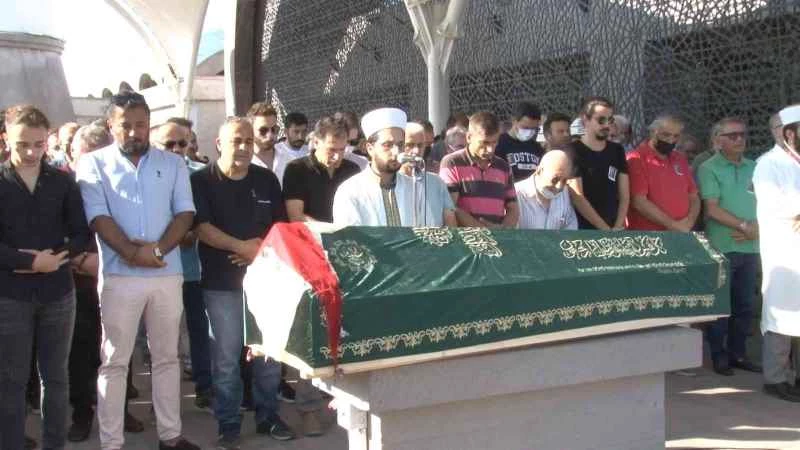 Kadıköy’de öldürülen Mihriban Arduç toprağa verildi