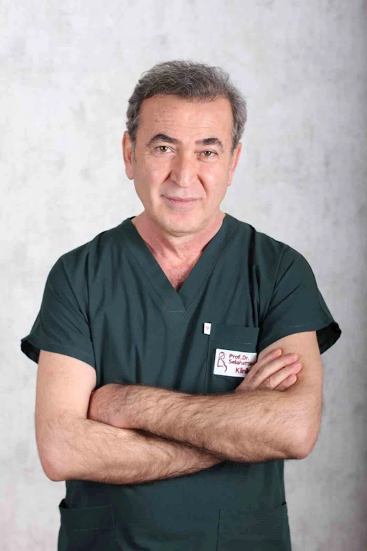 Prof. Dr. Selahattin Kumru: 
