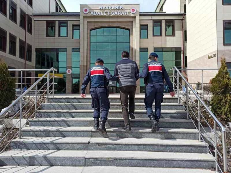 Nevşehir’de 25 yıl cezası olan şahıs yakalandı
