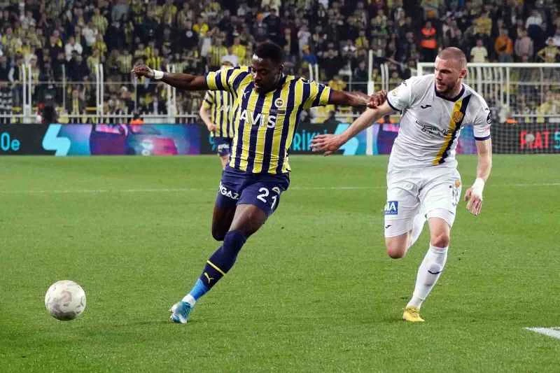 Fenerbahçe’ye Bright Osayi Samuel’den kötü haber