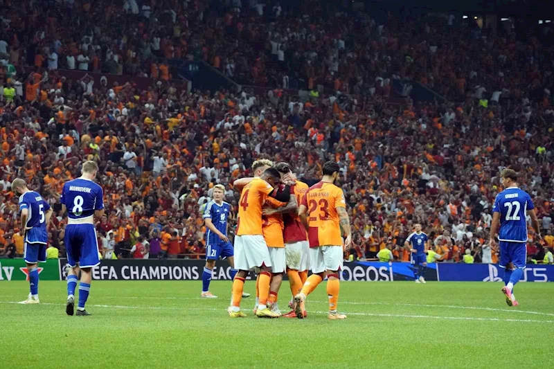 Galatasaray, 15 yıl sonra gruplara kalan ilk Türk takımı oldu