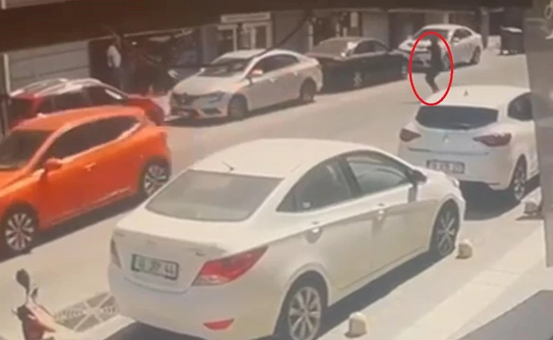 Bursa’daki cinayet anı kamerada
