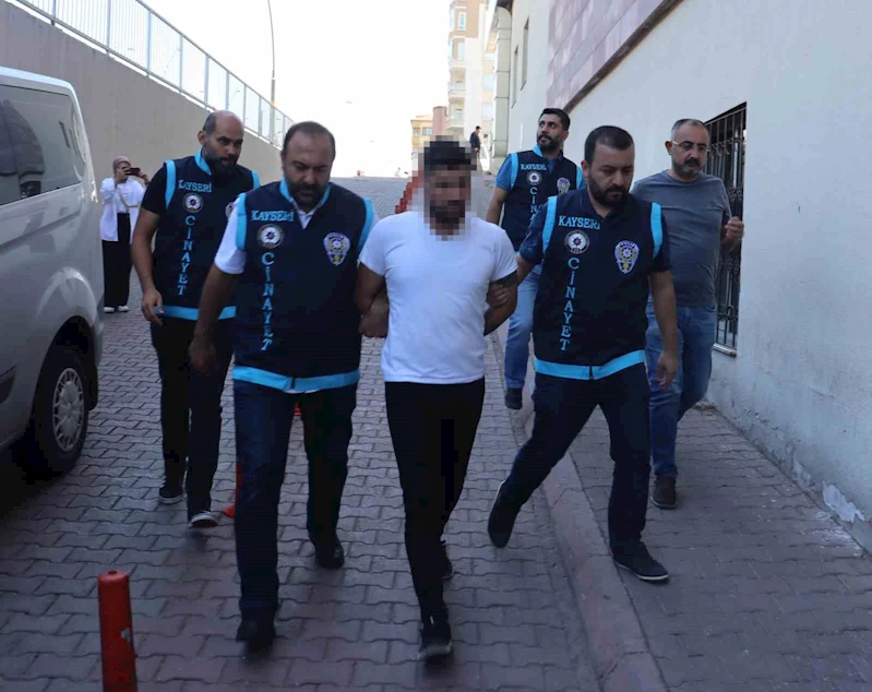 Uzman çavuşu kalbinden bıçaklayarak öldüren zanlı yakalandı