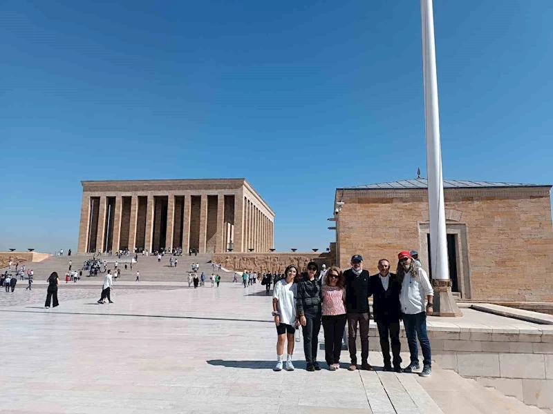 TEMA Kayseri üyeleri Anıtkabir’i ziyaret etti