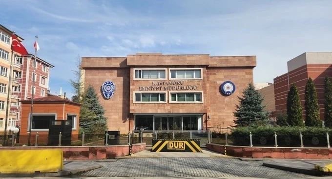 Kastamonu’da DEAŞ operasyonu: 3 gözaltı
