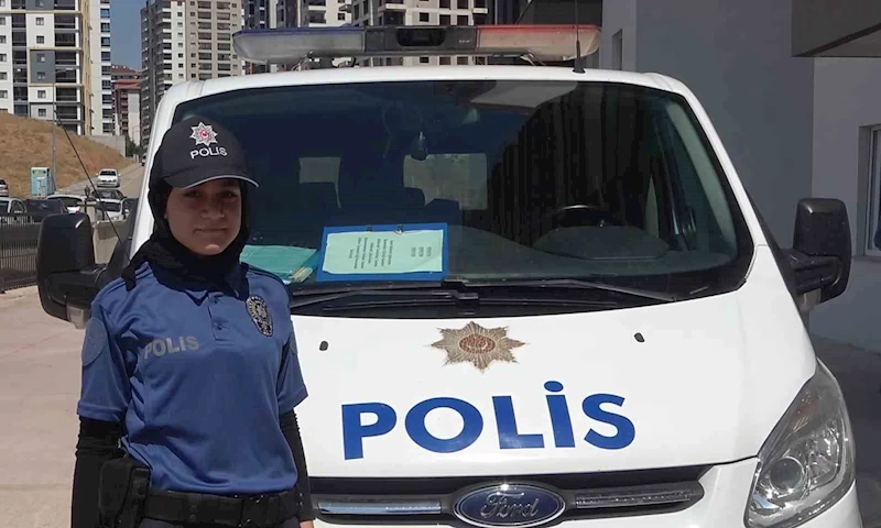Genç kızın polis olma hayali gerçekleşti
