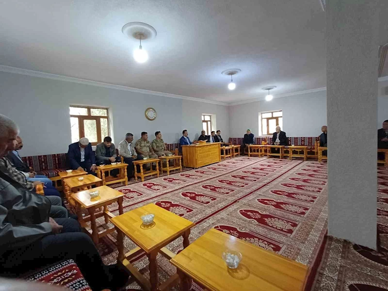 Malazgirt Kaymakamı Göksu Bayram’ın köy ziyaretleri sürüyor
