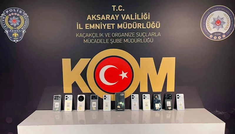 Aksaray’da iş yerinde 11 adet kaçak cep telefonu ele geçirildi
