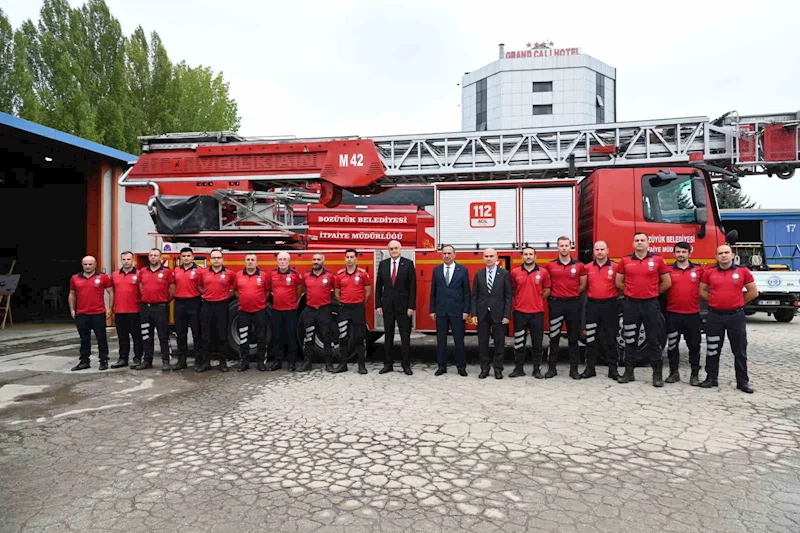 Başkan Bakkalcıoğlu’ndan İtfaiye Müdürlüğü’ne ziyaret
