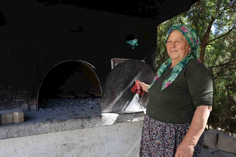 Asırlık gelenek Bıçakçı’da yaşıyor
