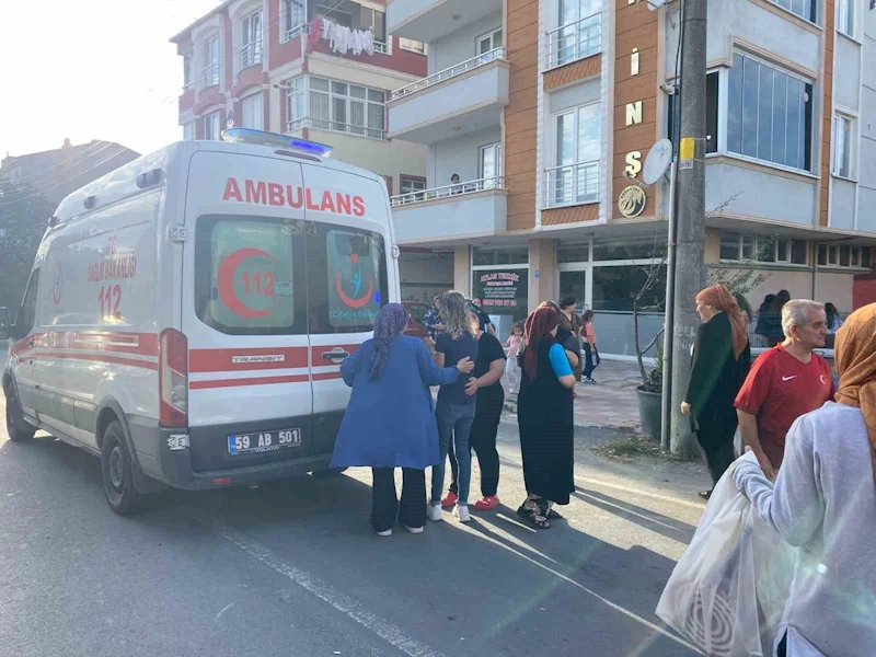 Kapaklı’da 4. kattan düşen çocuk yaralandı
