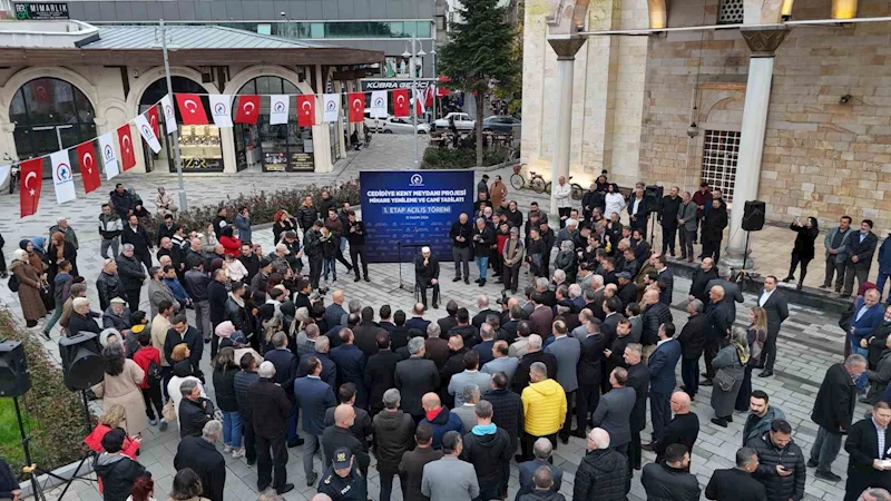 Kent Meydanı Projesinin 1. etabı açıldı
