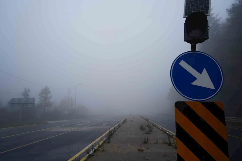 Bolu Dağı’nda göz gözü görmüyor: Görüş mesafesi 20 metre
