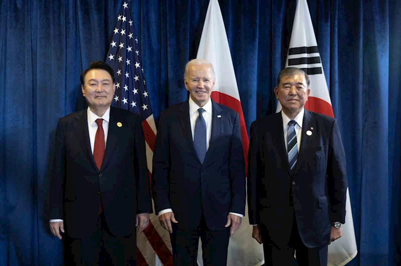 ABD, Japonya ve Güney Kore liderleri APEC Zirvesi’nde bir araya geldi
