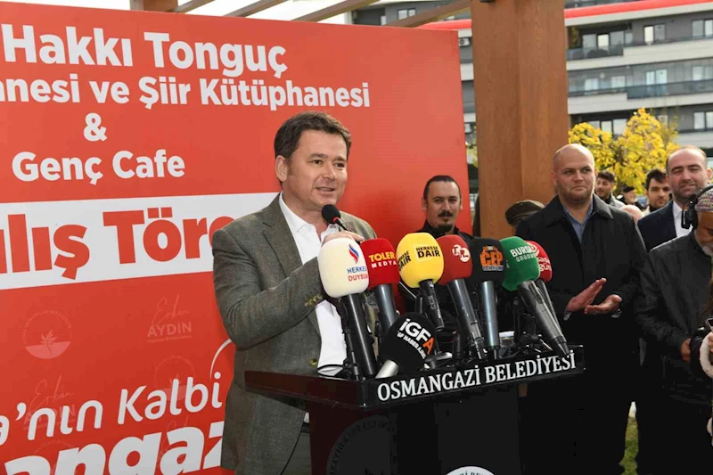 İsmail Hakkı Tonguç Bağış ve Şiir Kütüphanesi ile Genç Kafe açıldı
