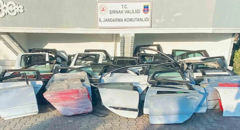 Şırnak’ta jandarma 9 milyon 120 bin TL’lik kaçakçılığı önledi
