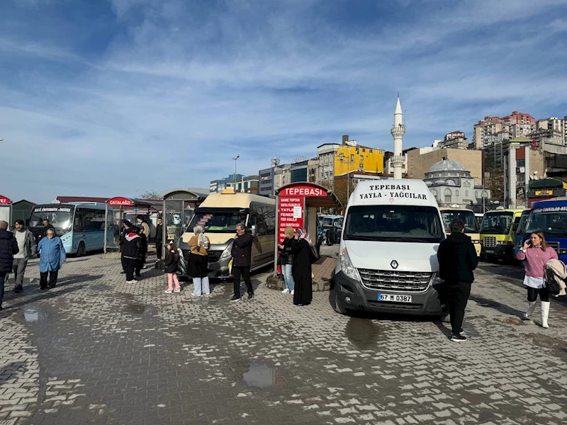 Zonguldak Belediyesi’nin rüsum ücretlerine yaptığı zam esnafa kontak kapattırdı
