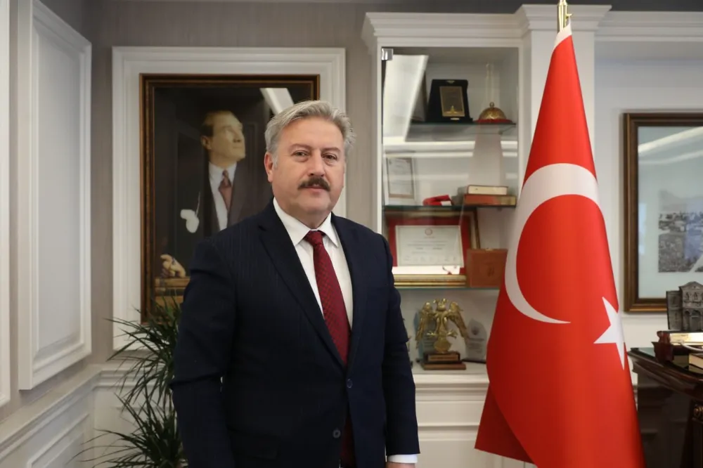 Başkan Palancıoğlu: “Öğretmenler, fedakarlıklarıyla bilgi ile donatılmış nesiller yetiştiriyor”