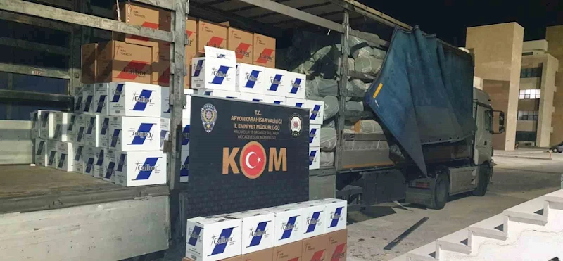 Polis sahte bandollü 2 milyon adet boş makaron ele geçirdi
