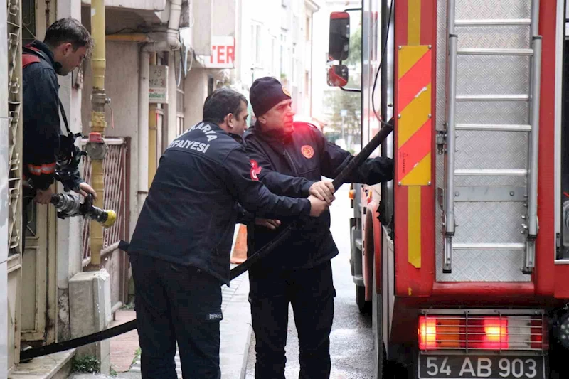 Sakarya’da şehir merkezinde korkutan yangın
