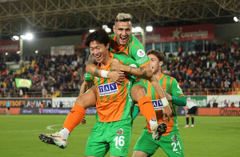 Trendyol Süper Lig: Alanyaspor: 3 - Gaziantep FK: 0 (Maç sonucu)
