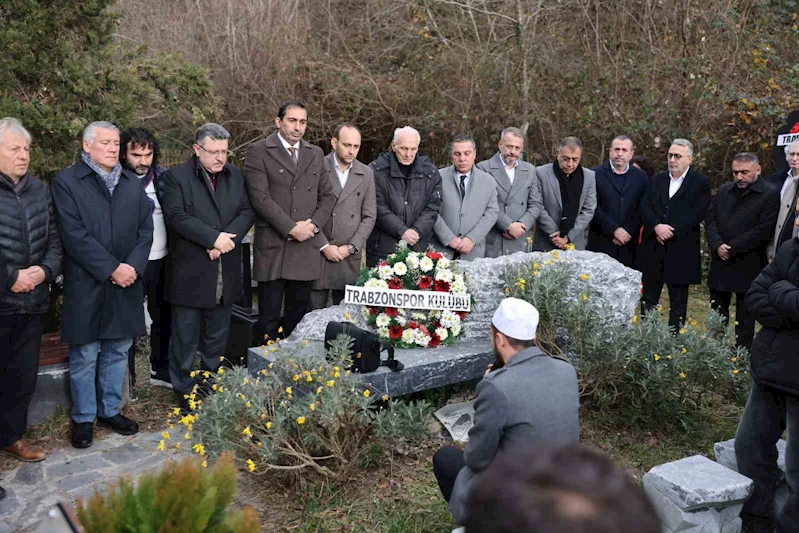 Özkan Sümer, kabri başında anıldı
