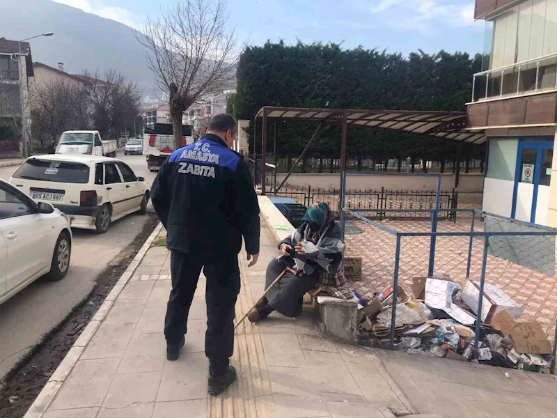 Amasya’da bir ayda 20 dilenci şehir dışına çıkarıldı
