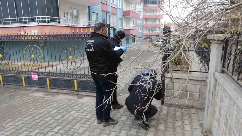 Malatya’da başından silahla vurulan genç kurtarılamadı
