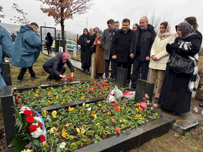 Direnişinin sembolü Türkan bebek mezarı başında anıldı
