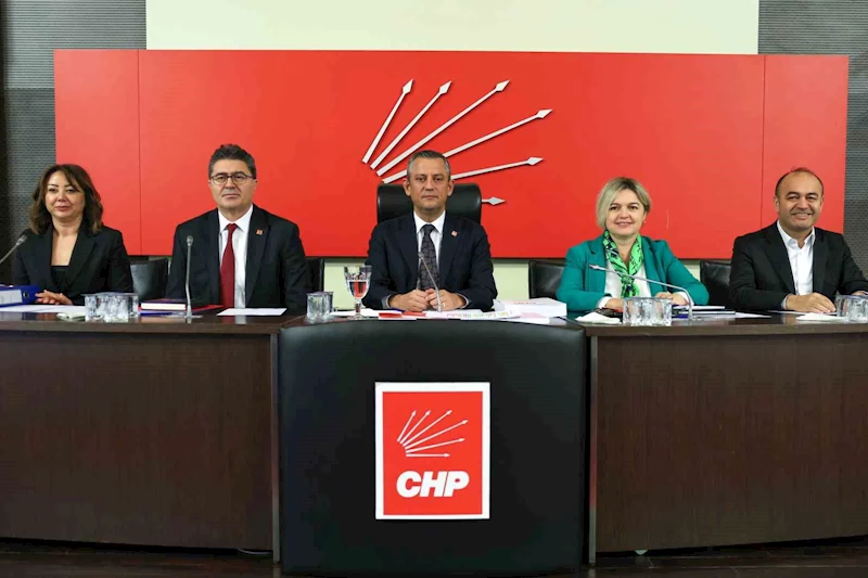 CHP Genel Başkanı Özel: “CHP iktidarda olsa Suriye göç sorununu nasıl yöneteceğini de biliyor”
