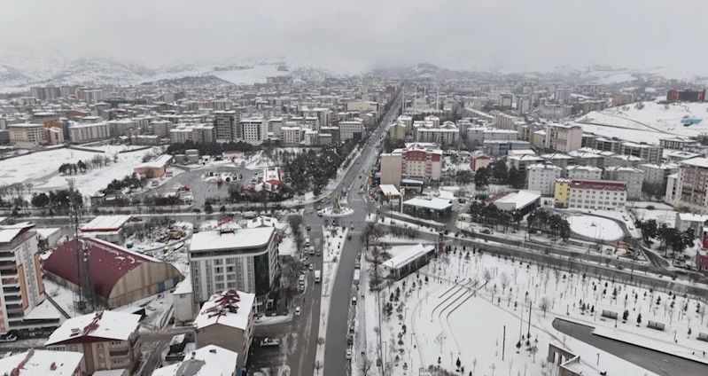 Muş’un mest eden kış manzaraları havadan görüntülendi
